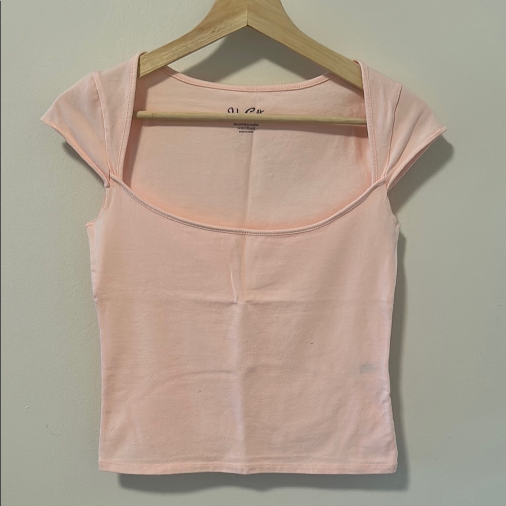 Brandy Melville - Pink shirt